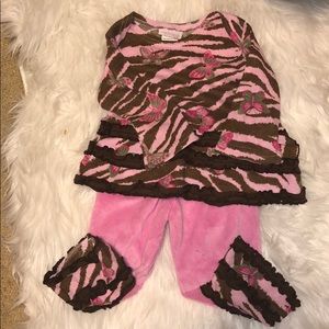 Cachcach Girls 12m outfit!